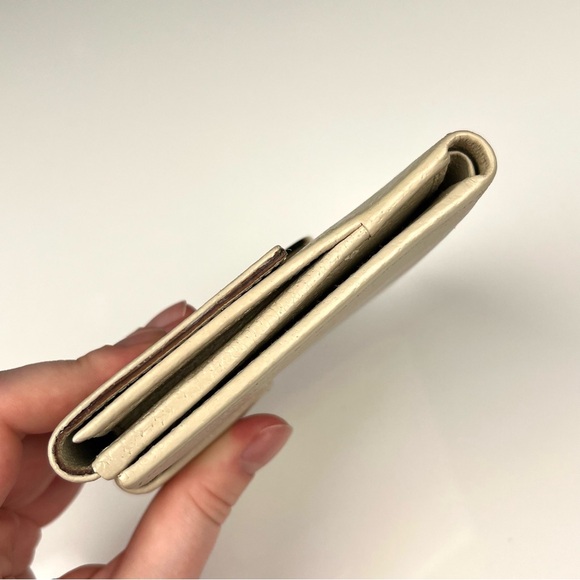 Gucci Bifold Wallet - Picture 4 of 13